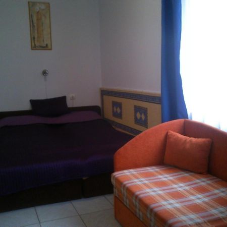 Istvan Vendeghaz Hotel Egerszalók Buitenkant foto